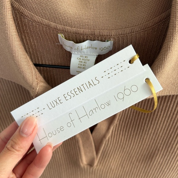 15. NWT House of Harlow Ribbed Collared Tank - Picture 3 of 4